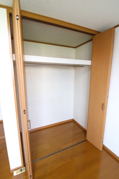 物件内観写真13　(収納)
