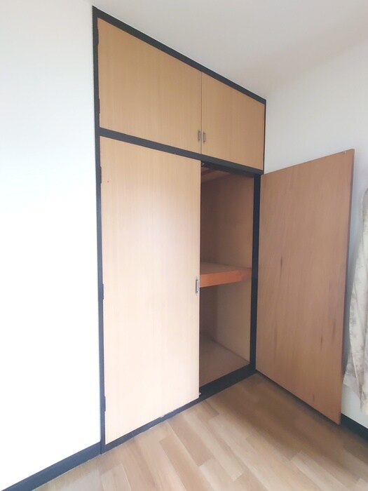 物件内観写真12　(収納)