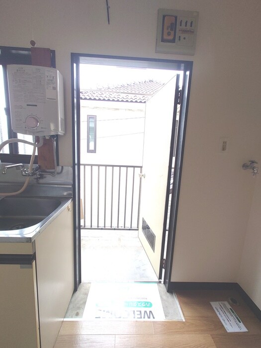 物件内観写真19　(玄関)