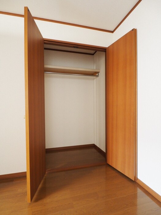 物件内観写真12　(収納)