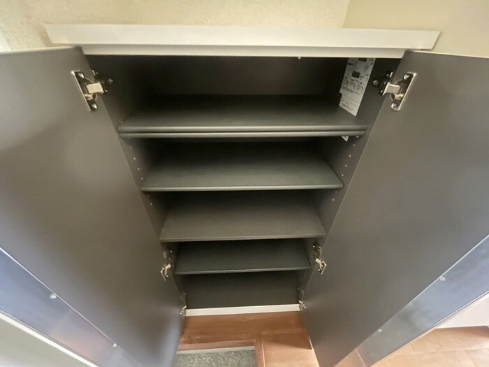 物件内観写真15　(靴箱)