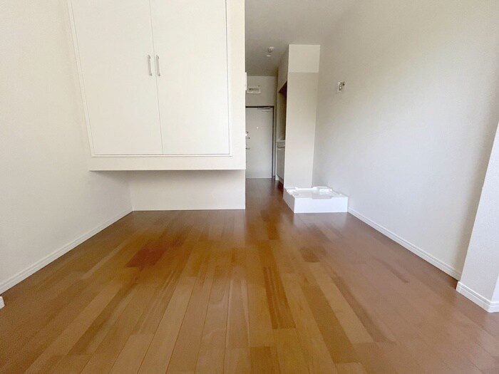 物件内観写真20　(室内からの展望)