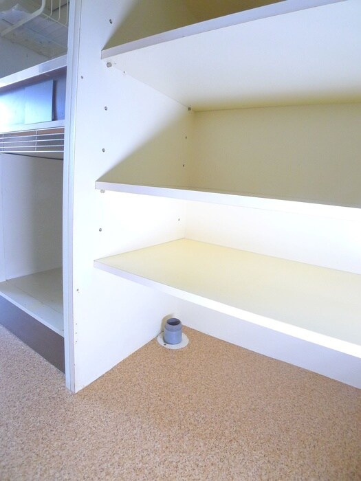 物件内観写真9　(洗濯機置場)