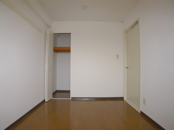 物件内観写真11　(居室)