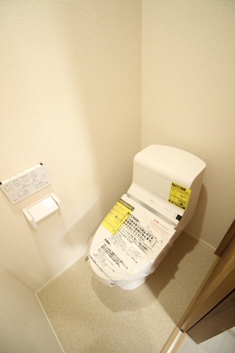 物件内観写真11　(トイレ)