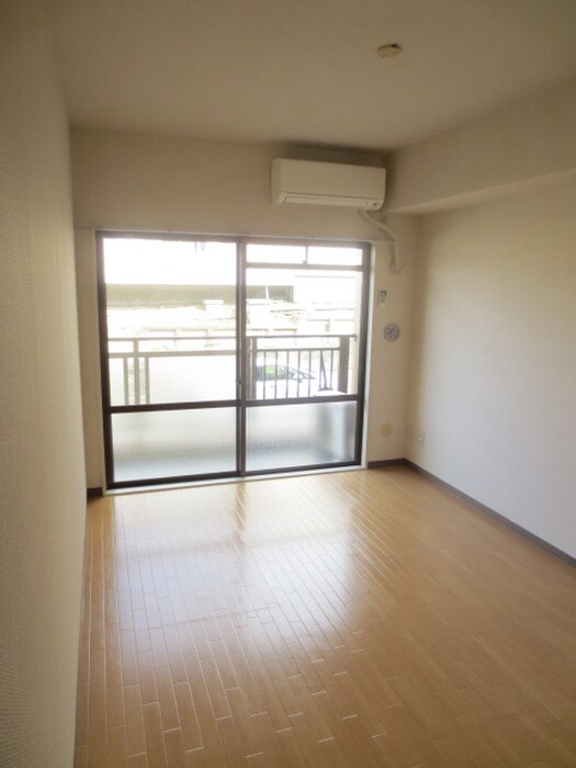 物件内観写真14　(居室)