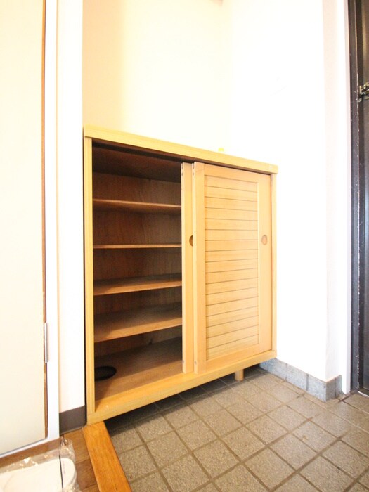 物件内観写真18　(靴箱)