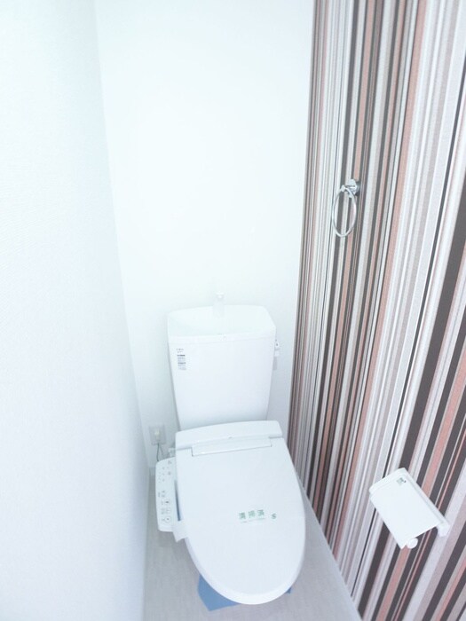 物件内観写真16　(トイレ)