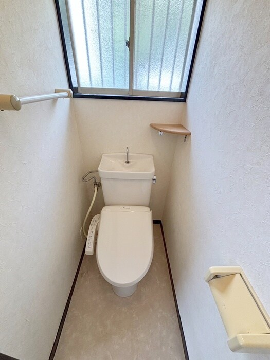 物件内観写真13　(トイレ)