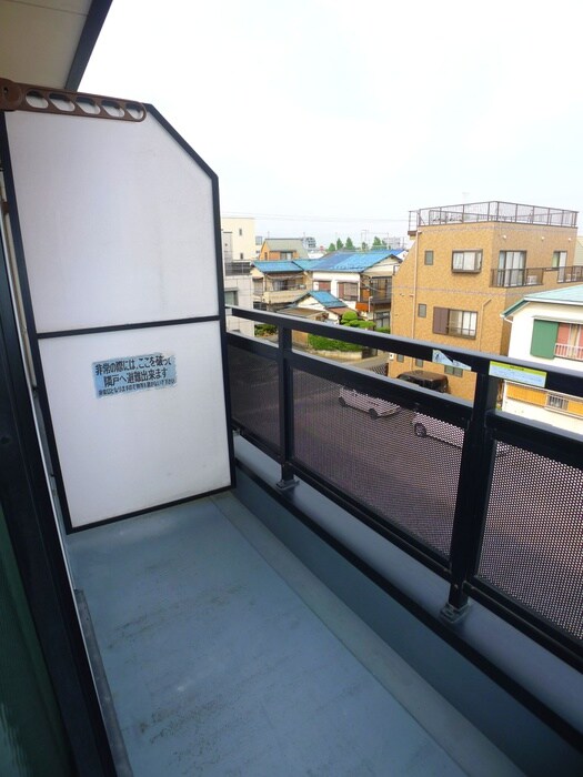 物件内観写真17　(室内からの展望)