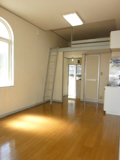 物件内観写真8　(居室)