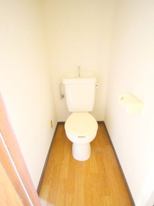 物件内観写真12　(トイレ)