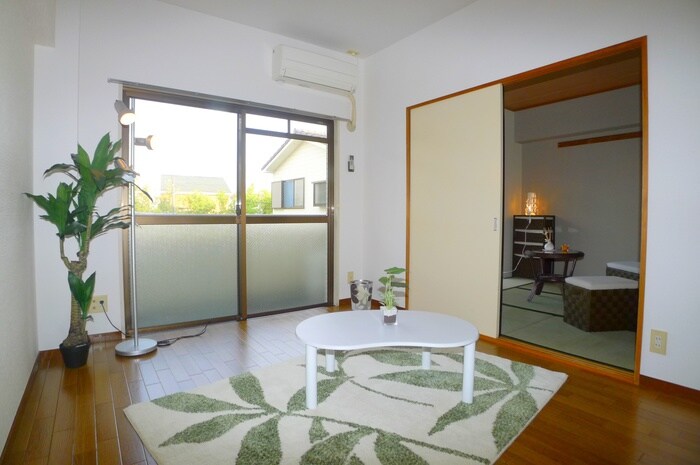 物件内観写真7　(居室)