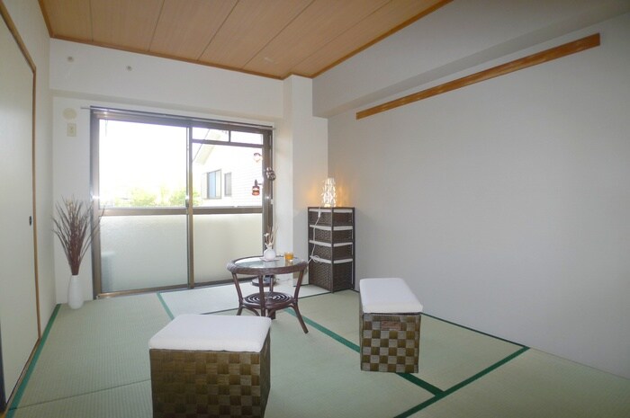 物件内観写真9　(居室)