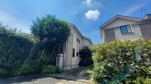 成城戸建外観写真