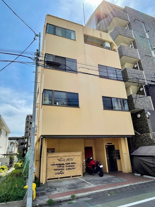 物件外観写真2　(外観写真)