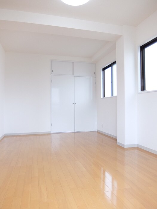 物件内観写真6　(居室)