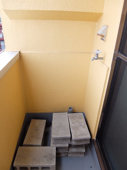 物件内観写真8　(洗濯機置場)