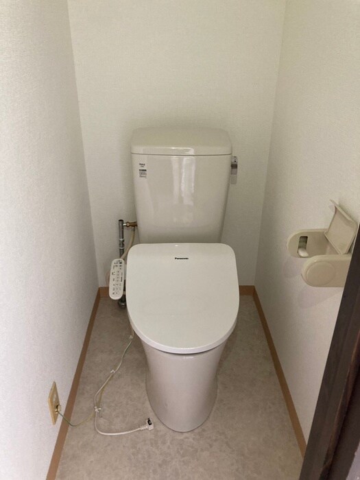 物件内観写真13　(トイレ)