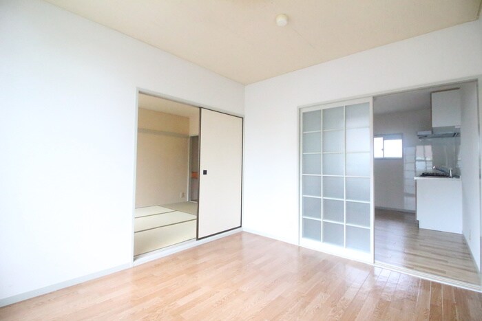 物件内観写真8　(居室)