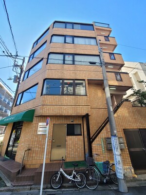 ＡＹＡビル外観写真