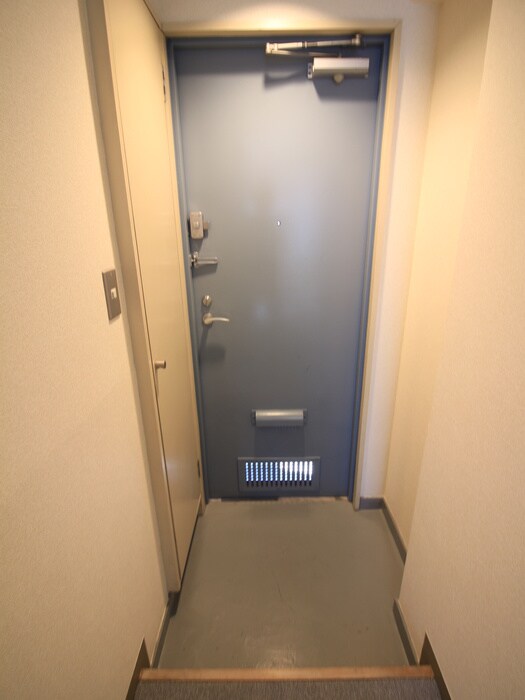 物件内観写真15　(玄関)