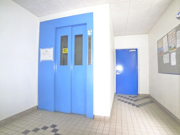 物件外観写真4　(建物設備)