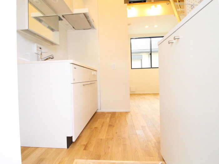 物件内観写真15　(玄関)