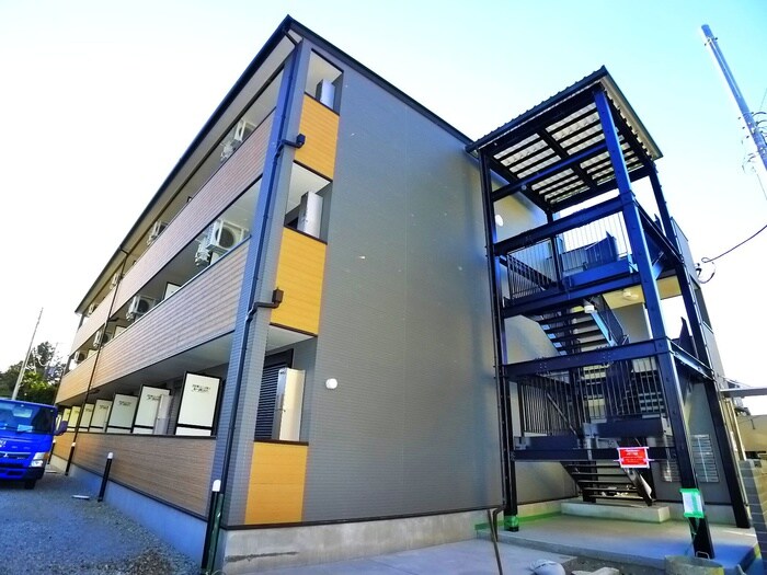 物件外観写真1　(外観写真)