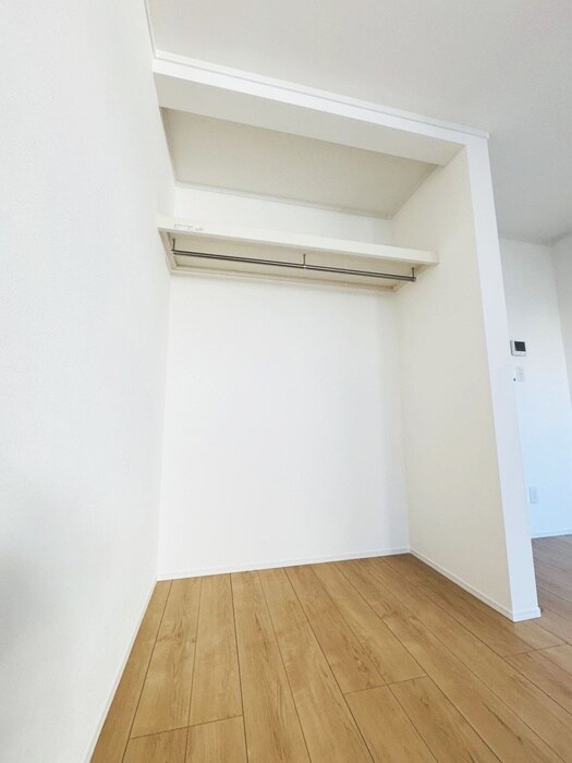 物件内観写真16　(収納)