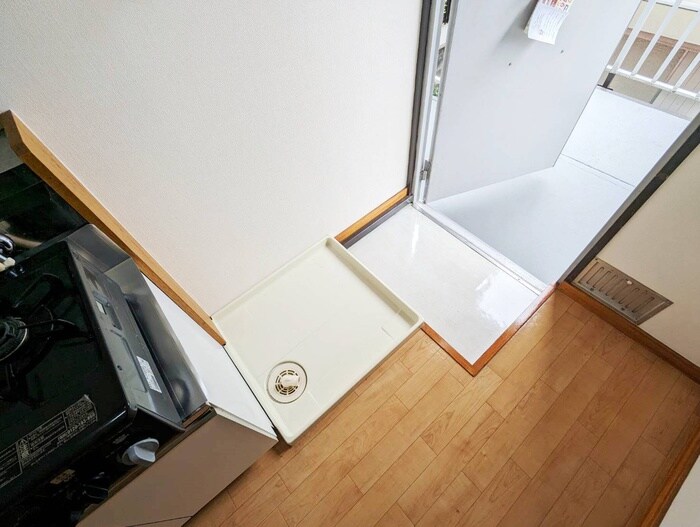 物件内観写真16　(玄関)