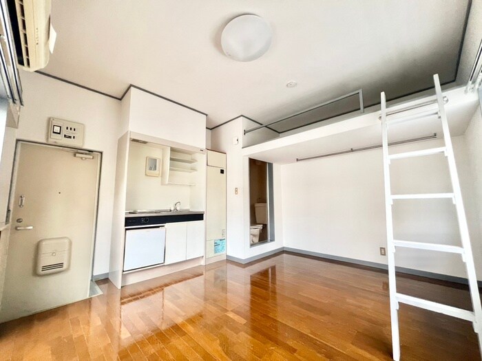 ネオハイツの居室