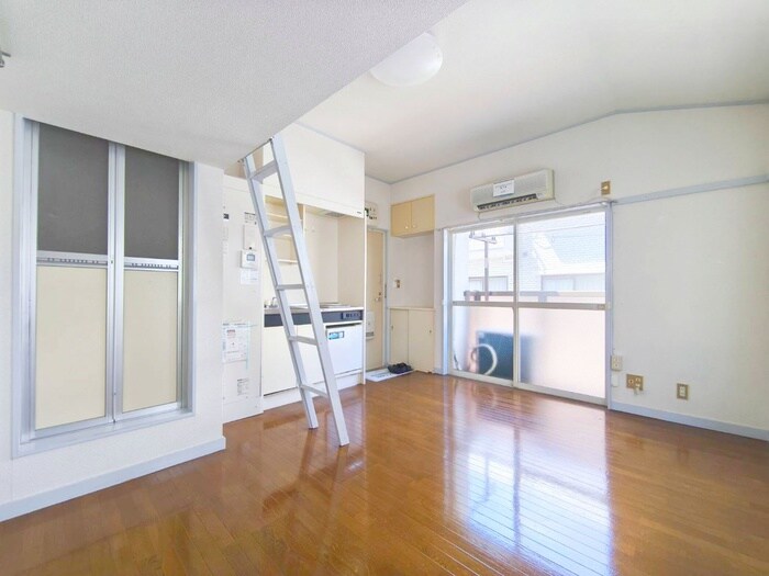 物件内観写真9　(居室)