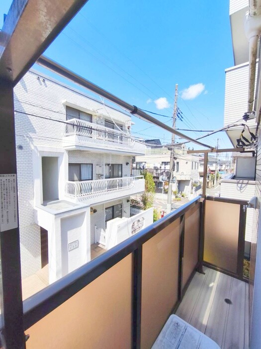 物件内観写真16　(洗濯機置場)