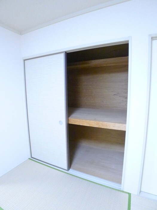 物件内観写真13　(収納)