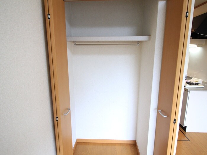 物件内観写真15　(収納)