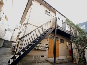 シ－ダ－ウッズ外観写真