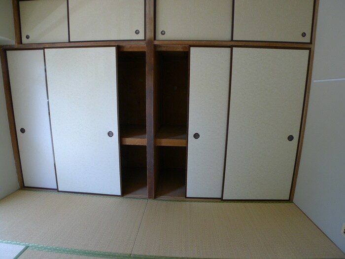 物件内観写真6　(居室)