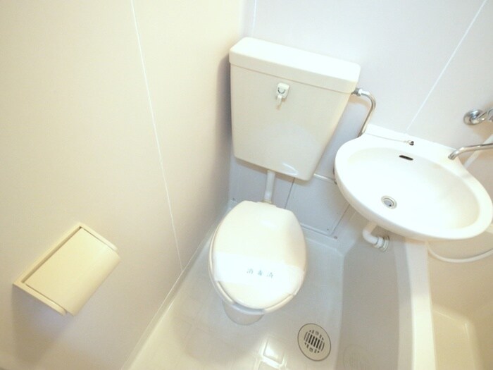 物件内観写真12　(トイレ)