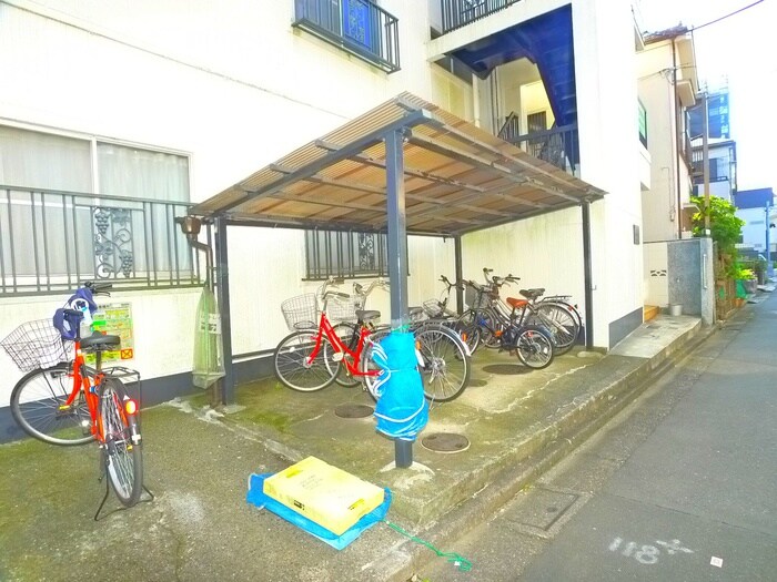 物件外観写真6　(駐輪場)