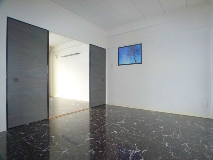 物件内観写真10　(内観写真)