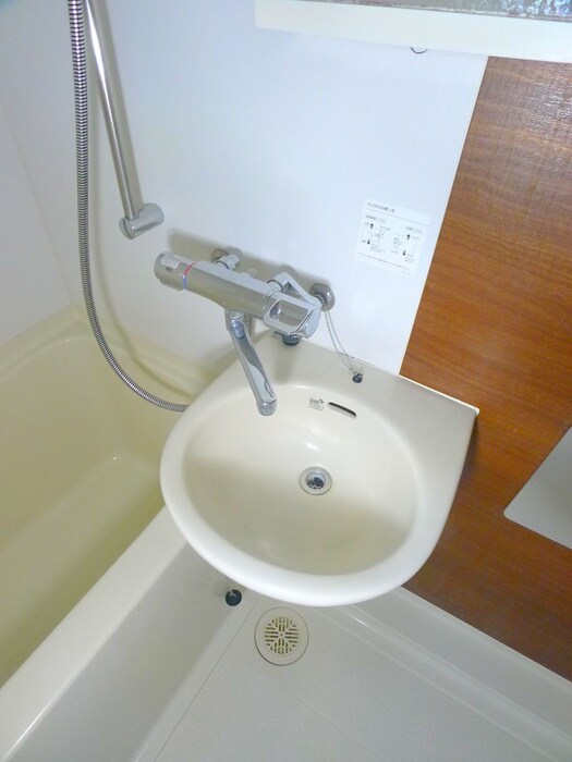 物件内観写真12　(洗面)