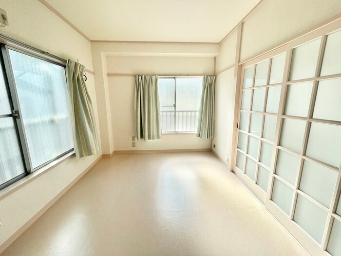 物件内観写真7　(居室)