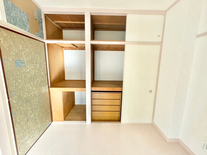 物件内観写真13　(収納)