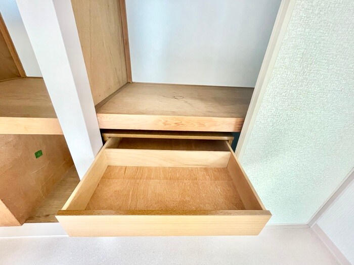 物件内観写真14　(収納)