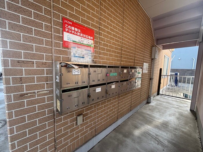 物件外観写真4　(建物設備)