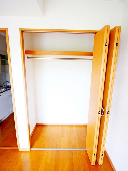 物件内観写真12　(収納)