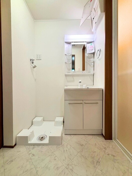 物件内観写真11　(洗面)
