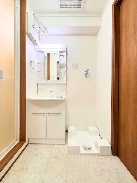 物件内観写真12　(洗面)
