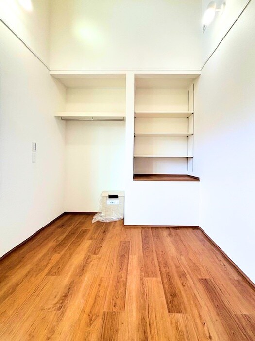 物件内観写真13　(収納)